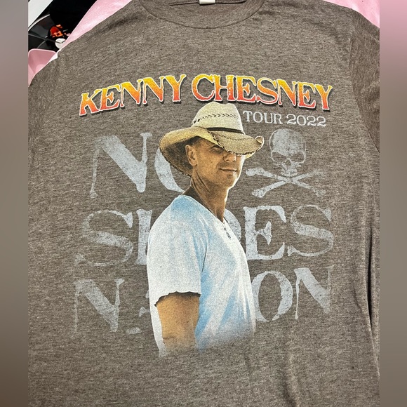 Kenny Chesney 2022 tour tshirt! - Picture 5 of 6